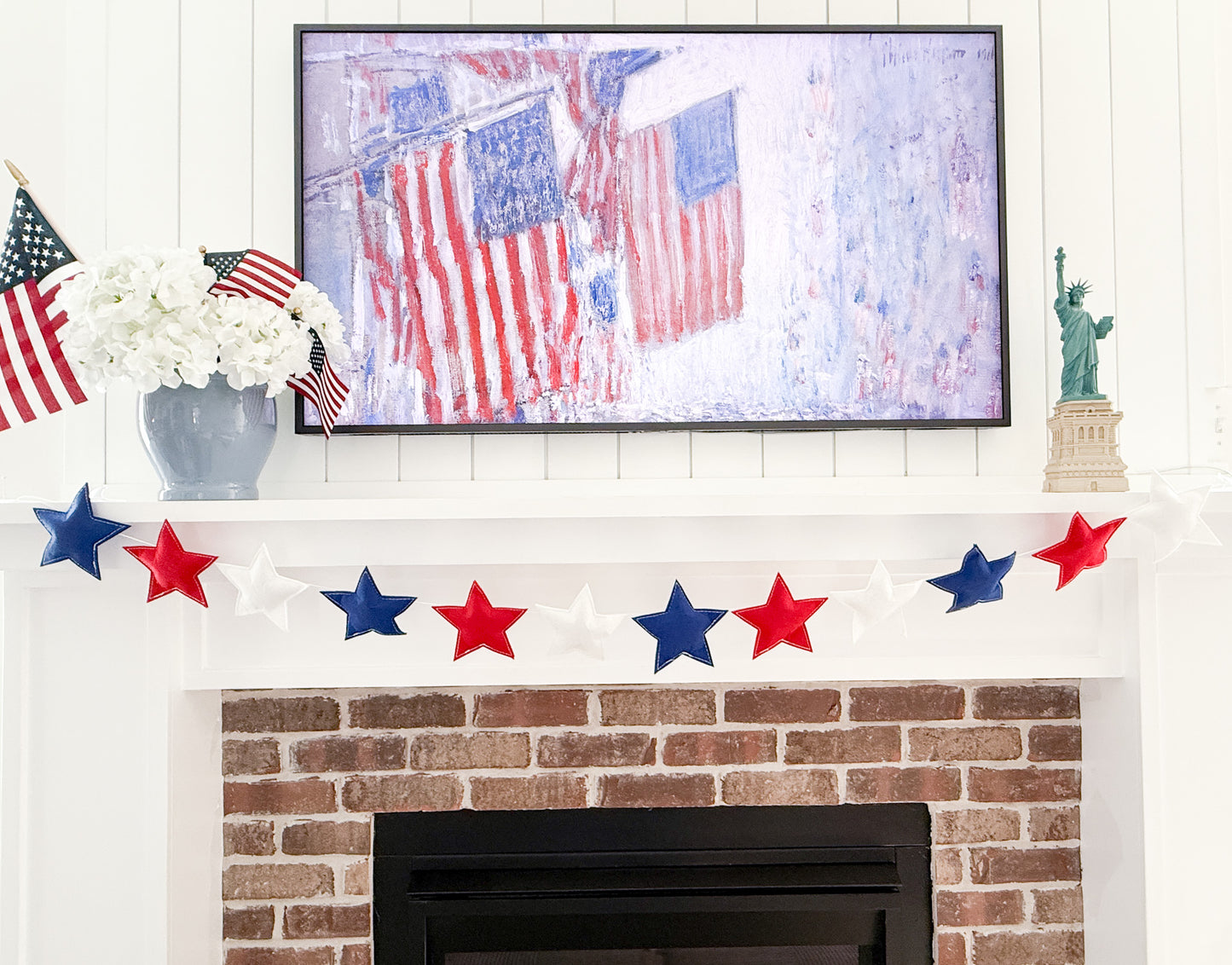 Puffy Felt Star Garland